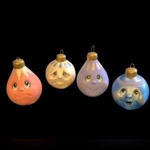 Hand Painted Ornament-shaped Ceramic FACES